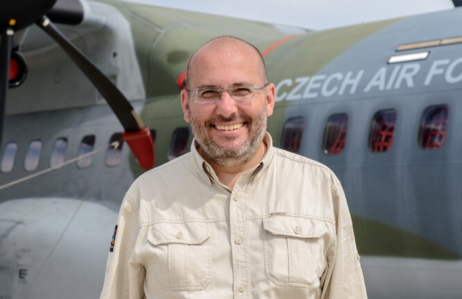 Miroslav Bobek studied zoology at the Faculty of Science of Charles University in Prague. From 1993 to 2009 he worked at Czech Radio, where he initially worked as an editor, from 1998-2000 he was the editor-in-chief of the radio station Praha, in 2000 he founded the division Czech Radio 8 (Online) and became its editor-in-chief, and from 2009 he was the director of the popular science station Leonardo. In 2009, he won the contest to become the director of Zoo Prague and took over this position on 1 January 2010. In June 2014 he was elected President of the Union of Czech and Slovak Zoological Gardens. He held this position until 2016. Photo: Khalil Baalbaki,Prague Zoo