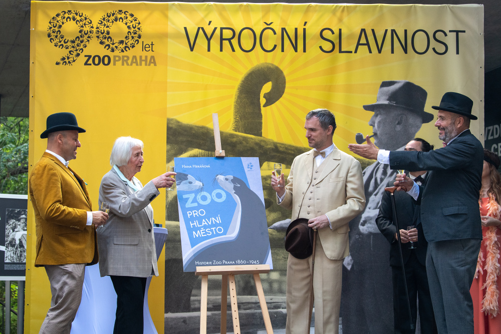 Baptism of the Zoo book for the capital.  From left, Deputy Mayor Petr Hlubuček, author Hana Heráňová, and Mayor  m Prague Zdeněk Hřib and director of Prague Zoo Miroslav Bobek.  Photo by Khalil Baalbaki