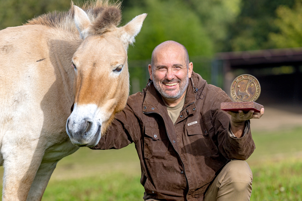 Prague Zoo’s director, Miroslav Bobek, with the WAZA Conservation Award in Dolní Dobřejov. Photo Monika Dolejšová