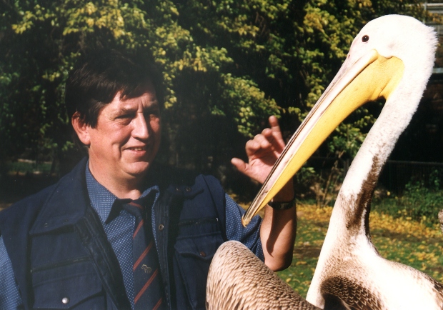 Bohumil Král byl oblíbený pro svoji přátelskou povahu, smysl pro humor, dobrosrdečnost a vypravěčské schopnosti. Foto: Vladimír Motyčka, archiv Zoo Praha