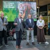 Slavnostní zahájení 94. výroční slavnosti Zoo Praha. Zprava: Náměstkyně primátora hl. m. Prahy pro oblast životního prostředí Jana Komrsková, primátor hl. m. Prahy Bohuslav Svoboda, ředitel Zoo Praha Miroslav Bobek a moderátor Jan Kovařík. Foto Petr 