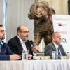 Tiskové konference v Zoo Praha se zúčastnili Martin Kincl, marketingový ředitel ALIMPEX FOOD, a. s., Miroslav Bobek, ředitel Zoo Praha a Vít Kahle, odborný poradce pro marketing a PR Zoo Praha. Foto: Ondřej Kroutil, Zoo Praha
