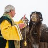 Blízké setkání s velbloudy nadchlo i malou Hátu a Jáchyma z Prahy. Foto: Václav Šilha, Zoo Praha