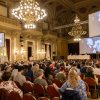 Při zahajovacím ceremoniálu konference evropských a amerických veterinářů byl připomenut „válečný ředitel“ Zoo Praha, plukovník MVDr. Jan Vlasák. Foto Petr Hamerník