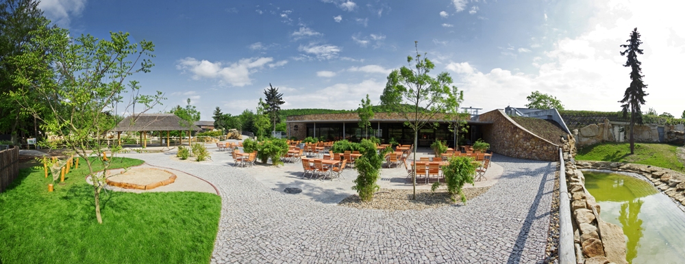 Gulab Restaurant, foto (c) Tomáš Adamec, Zoo Praha